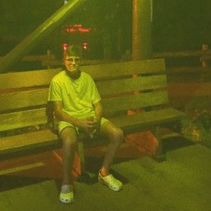 Meet your Posher, Ezra